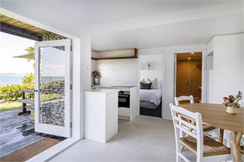 Whale Bay Surf Bach - 