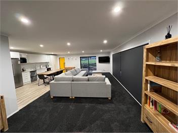 Three homes side by side for 36 people - ohakune