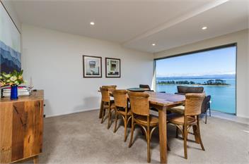 'Harbour View - Two' - Nelson Waterfront Apartment - Nelson