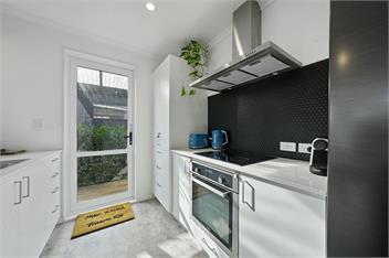 Treasure on Tuscan (Bachcare) - Martinborough