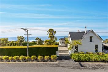 The Professor's Beach House (Bachcare) - Dunedin