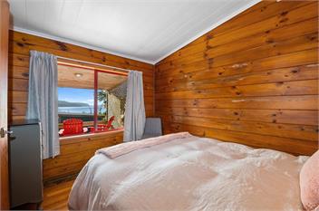 Lakeside Lookout (Bachcare) - Lake Tarawera
