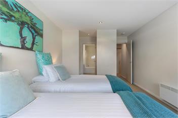 Diamond Villa, Central Location, Garage - Queenstownn