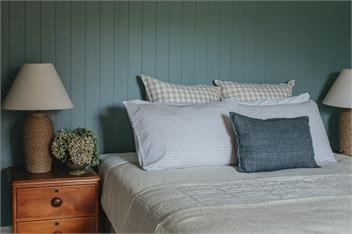 'Accrington Farmhouse' at Ridgecliff Farm ~ Coastal Country Escape, Little Akaloa - Little Akaloa