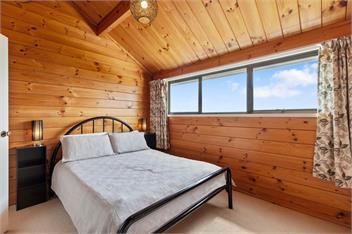 Sunny Seas Papamoa Beachfront Retreat - Papamoa