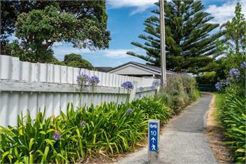 Pearl Magic (Bachcare) - Mangawhai