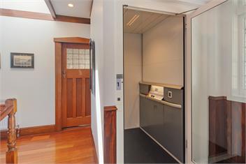Camellia House: Elevator Access, Swimming, and Spa Pools in a Stunning Setting - Nelson