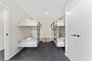 Wharewaka Escape - Taupo. 4 bdrm new home, family friendly - Taupo