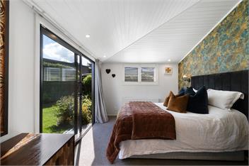 Arrowtown Luxury Escape | Hot Tub, Wood Fire & Central Heating - Arrowtown
