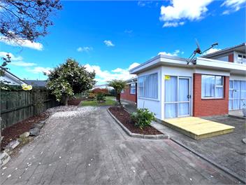 Rotorua Holiday Home - Prime Location - Garden - Rotorua