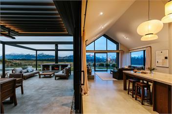 Riverslea | Pool | Sleeps 10 - Wanaka