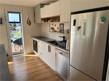 Modern Coastal Retreat - Marahau