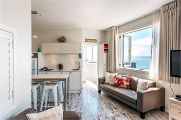 Oneroa Central - Waiheke Island