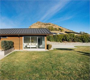 Fabulous bedroom views from exclusive private home - Queenstown