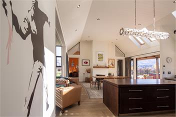 Dalefield Hideaway | Hot Tub & Mountain Views - 