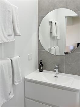 Entire guesthouse Milford Beach Auckland New Zealand - 