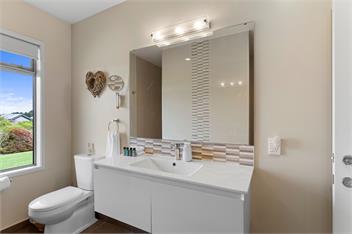 Loch View - Kinloch, Taupo *spa pool* - 