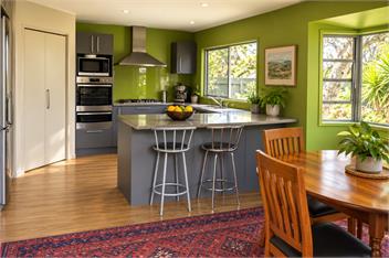 A Little Piece of Ōhope | Wheelchair Accessible & Pet Friendly -