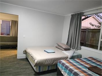 Small 3 bedroom Garden Chalet B - 