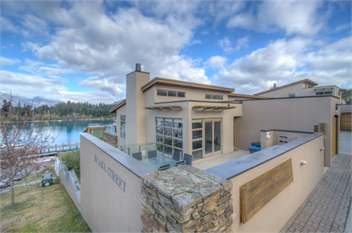 Lake St - Queenstown