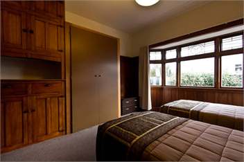 Clarence Cottage - (Christchurch City and Country Cottages) - Christchurch