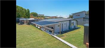 Beachy Bach - With Brand New Spa Pool! - Foxton Beach