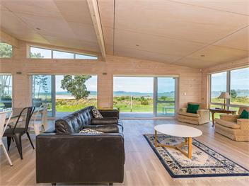 Beachfront Escape (Bachcare) - Snells Beach