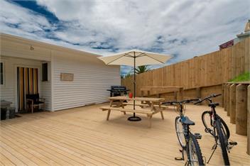Sun Seeker Bach (Bachcare) - Cooks Beach