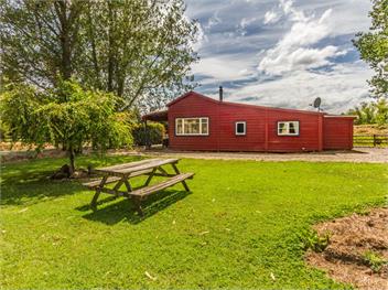 The Red Rooster Cottage - Raurimu