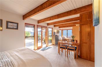 Pointers (Bachcare) - Akaroa