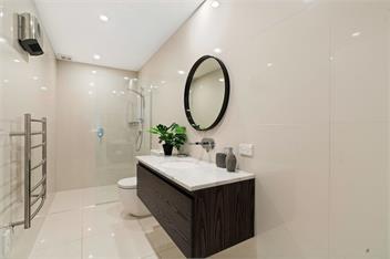 Lakeview Retreat (Bachcare) - Queenstown