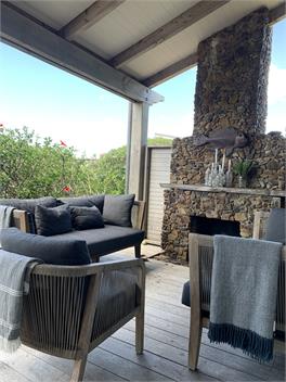 Medlands Surf Cabin - Great Barrier Island