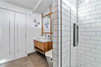 Lake Terrace Lodge - Award Winning Luxury Home - TAUPO