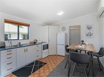 Gold'n Thames (Bachcare) - Thames