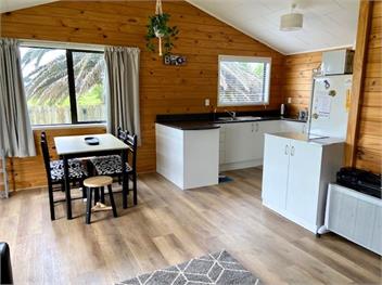 Relax Cabin (Bachcare) - Waihi Beach