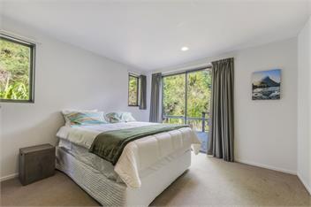 Tepuia Daze (Bachcare) - Picton
