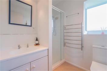 Apartment - Across the Road to the Beach - Whitianga