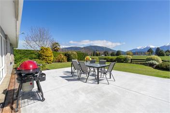 Kepler Retreat (Bachcare) - Te Anau