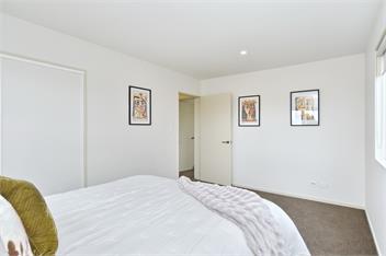 Broadbent Townhouse - Christchurch Holiday Homes - Christchurch