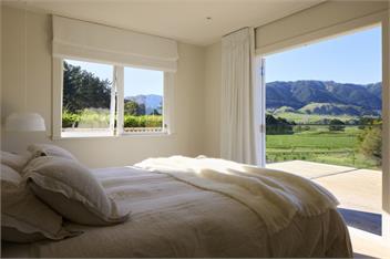 Blackwood Luxury Hideaway - Te Horo