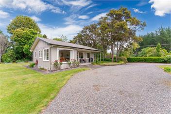 Tongariro Base Camp (Bachcare) - Turangi