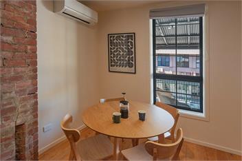 Bridge St. Apartment 2 - Nelson 