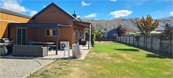 Sunny, modern Cottage in Clyde, Central Otago, NZ - Clyde