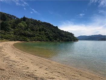 Sandy Bay Getaway - 