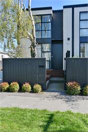 City-side Riccarton, Walk to Mall - Matai St West -