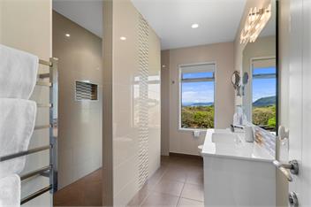 Loch View - Kinloch, Taupo *spa pool* - 