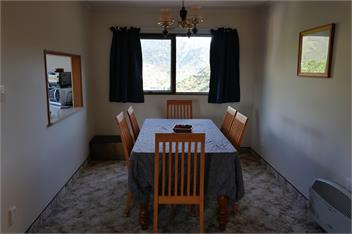 DONS PLACE - PICTON