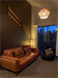 Snowshoe Cottage - McKenzie
