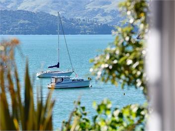 Anchor in Akaroa (Bachcare) - Akaroa