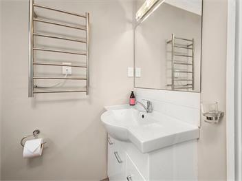 Heathcote Cottage (Bachcare) - Taupo Central